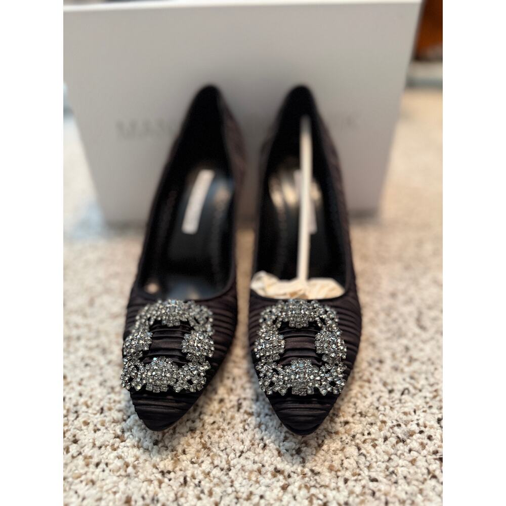 NIB Manolo Blanhnik Hangisi Pump in Black Pleated Satin, size 37.5, heel 90 mm - Picture 5 of 13
